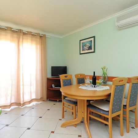 Apartmani Villa Elvira Сукошан Номер фото