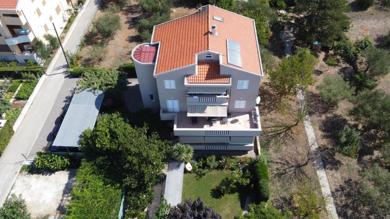 Apartmani Villa Elvira Сукошан Екстер'єр фото