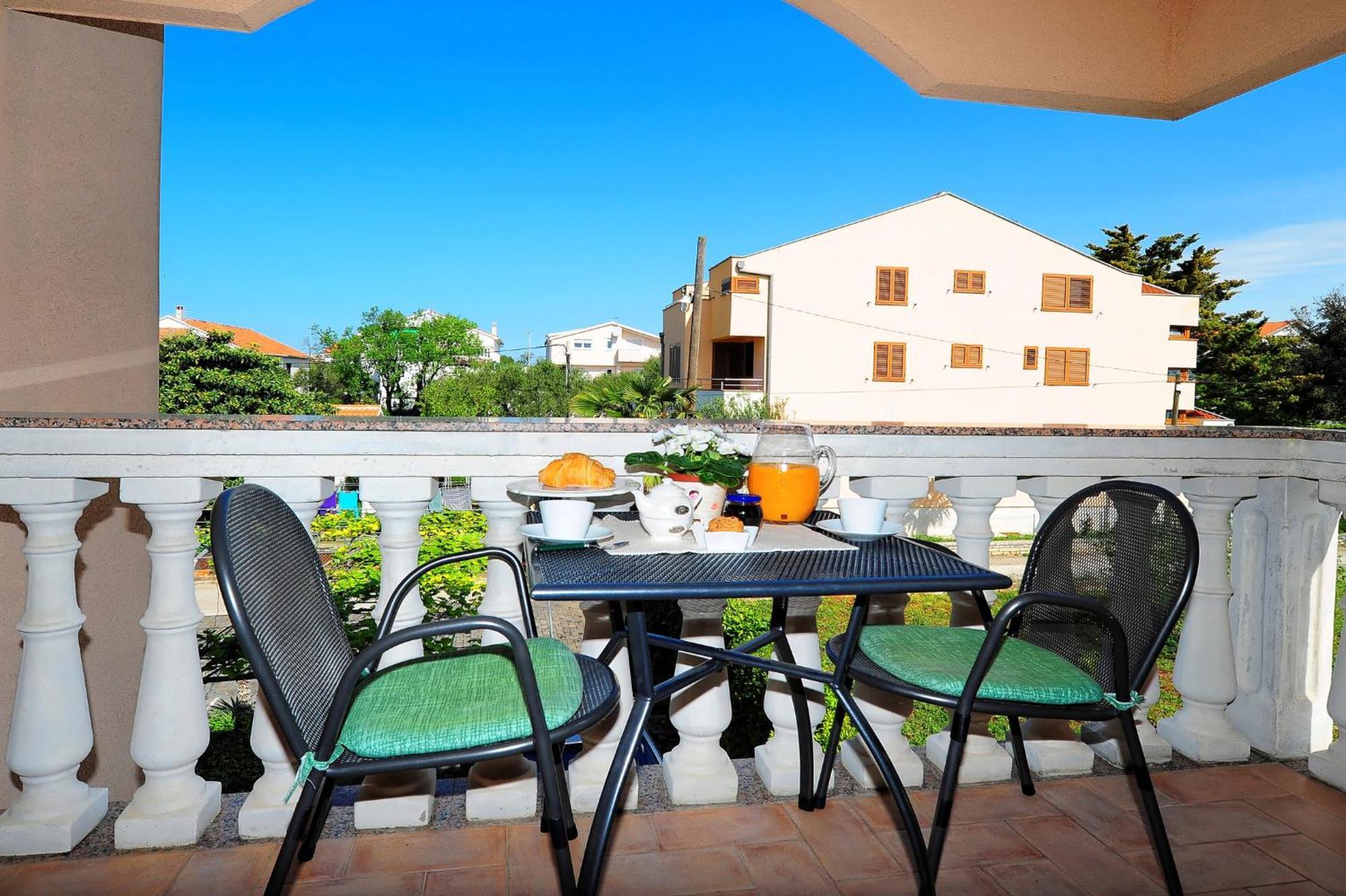 Apartmani Villa Elvira Сукошан Екстер'єр фото